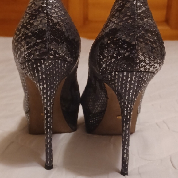 Sergio Rossi Black and Silver Textured Platform Heels - Picture 6 of 10